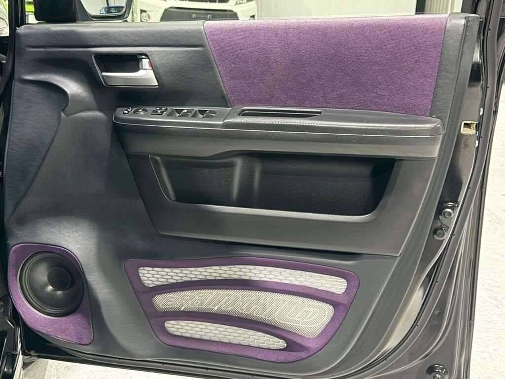 Used Honda Stepwagon 2012 for sale - 77582220: Photo 37