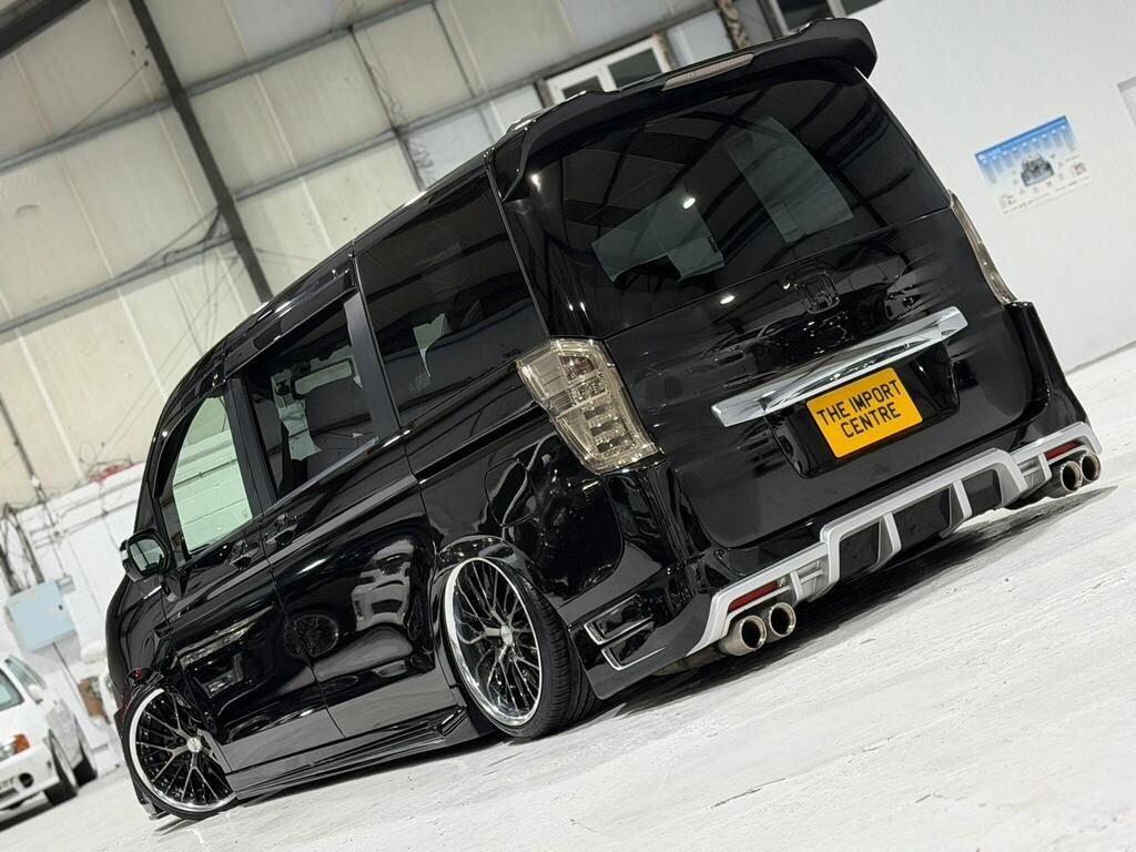 Used Honda Stepwagon 2012 for sale - 77582220: Photo 9