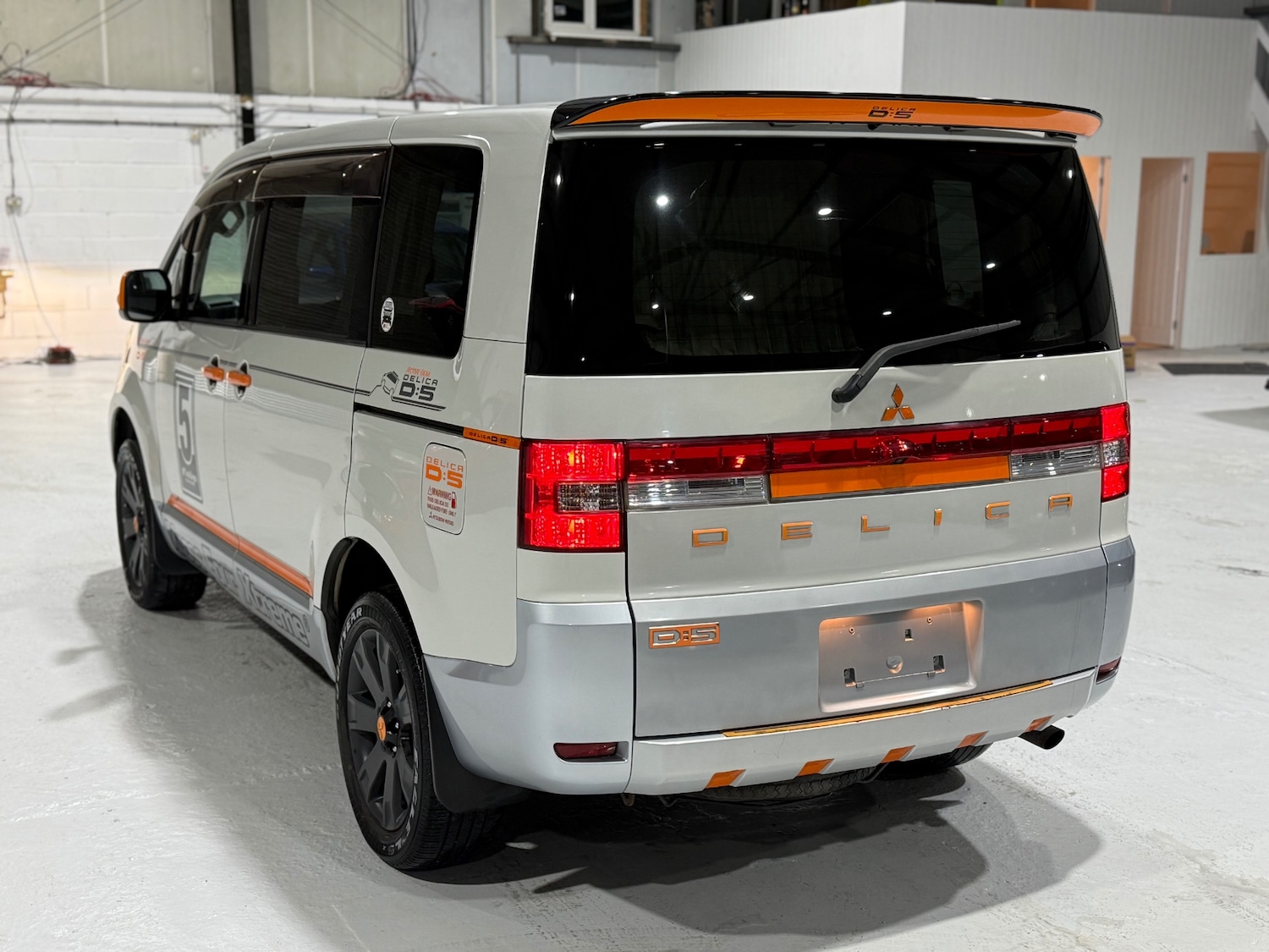 Used Mitsubishi Delica 2007 for sale - 76974760: Photo 7