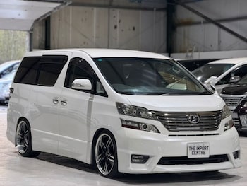 Used Toyota Vellfire 2009 for sale - 78315800: Photo