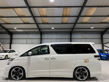 Used Toyota Vellfire 2009 for sale - 78315800: Photo