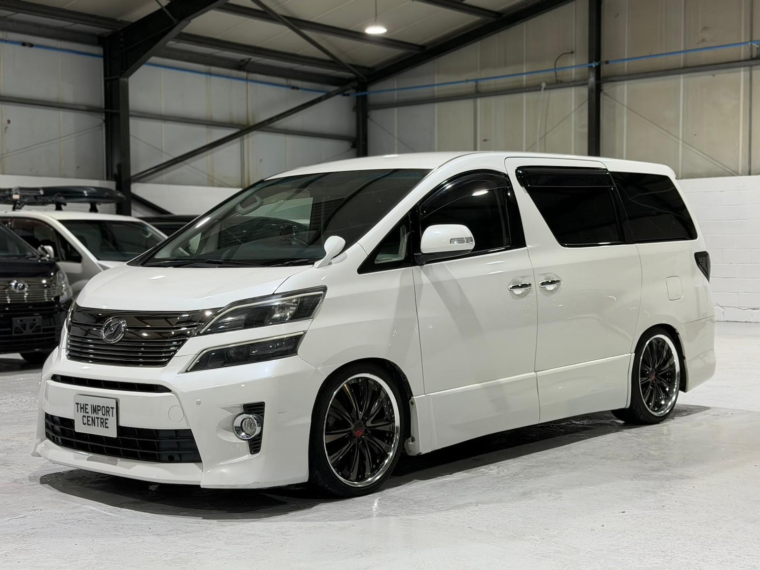 Used Toyota Vellfire 2013 for sale - 76974768: Photo 12