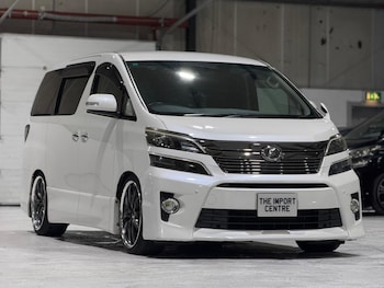 Used Toyota Vellfire 2013 for sale - 76974768: Photo