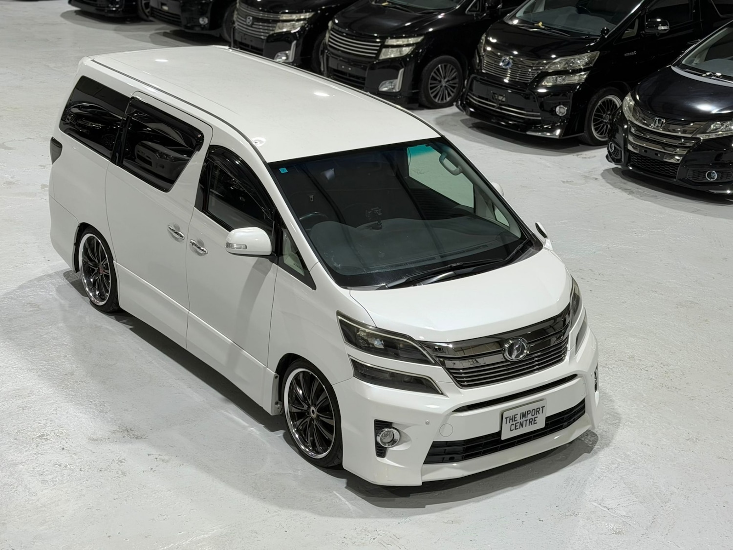 Used Toyota Vellfire 2013 for sale - 76974768: Photo 25