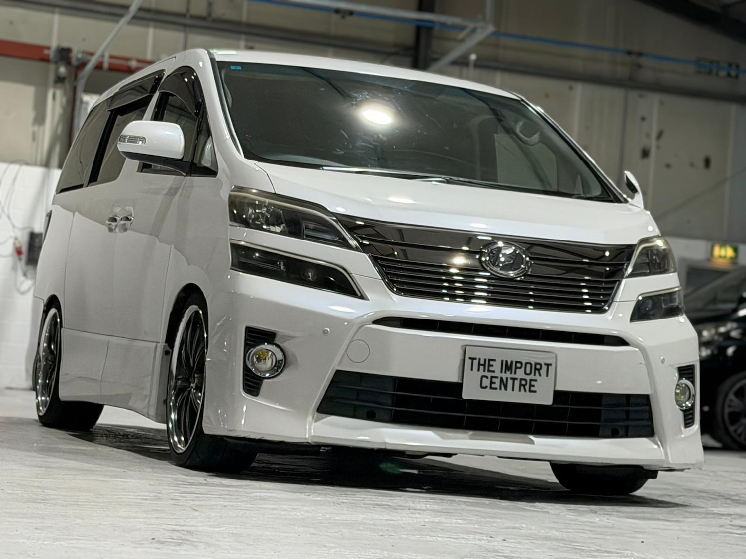 Used Toyota Vellfire 2013 for sale - 76974768: Photo 27