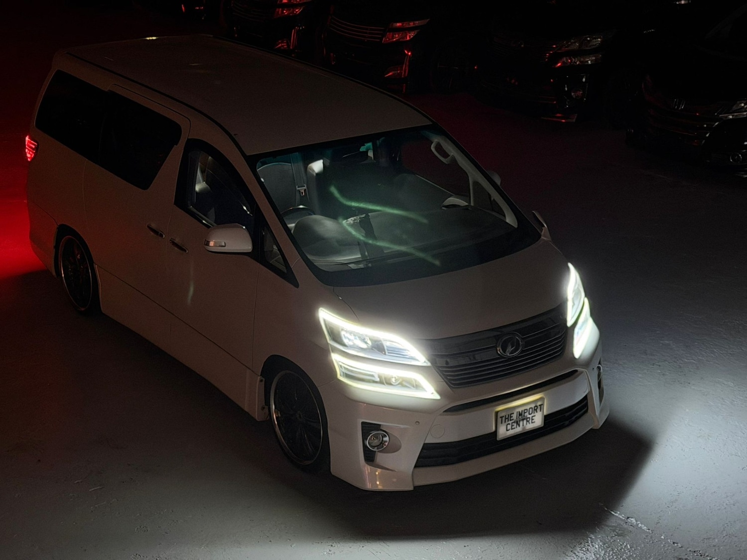 Used Toyota Vellfire 2013 for sale - 76974768: Photo 29