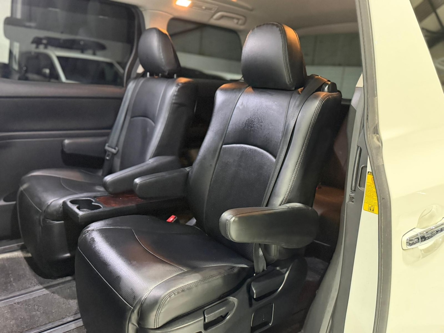 Used Toyota Vellfire 2013 for sale - 76974768: Photo 37