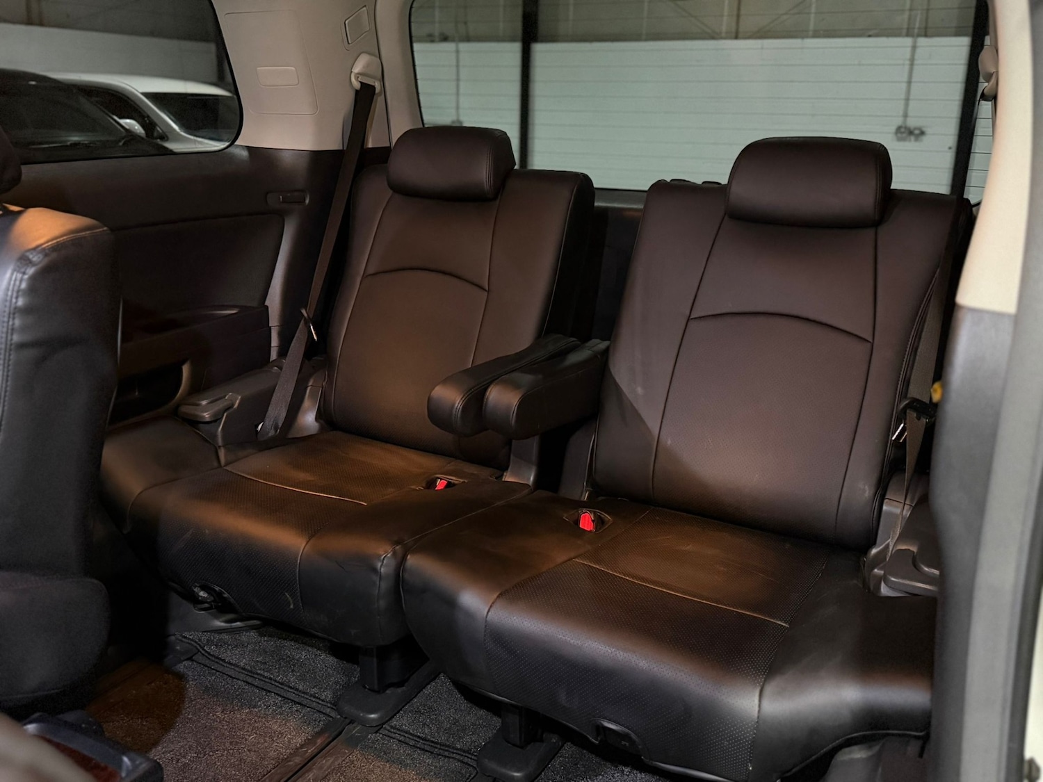 Used Toyota Vellfire 2013 for sale - 76974768: Photo 39