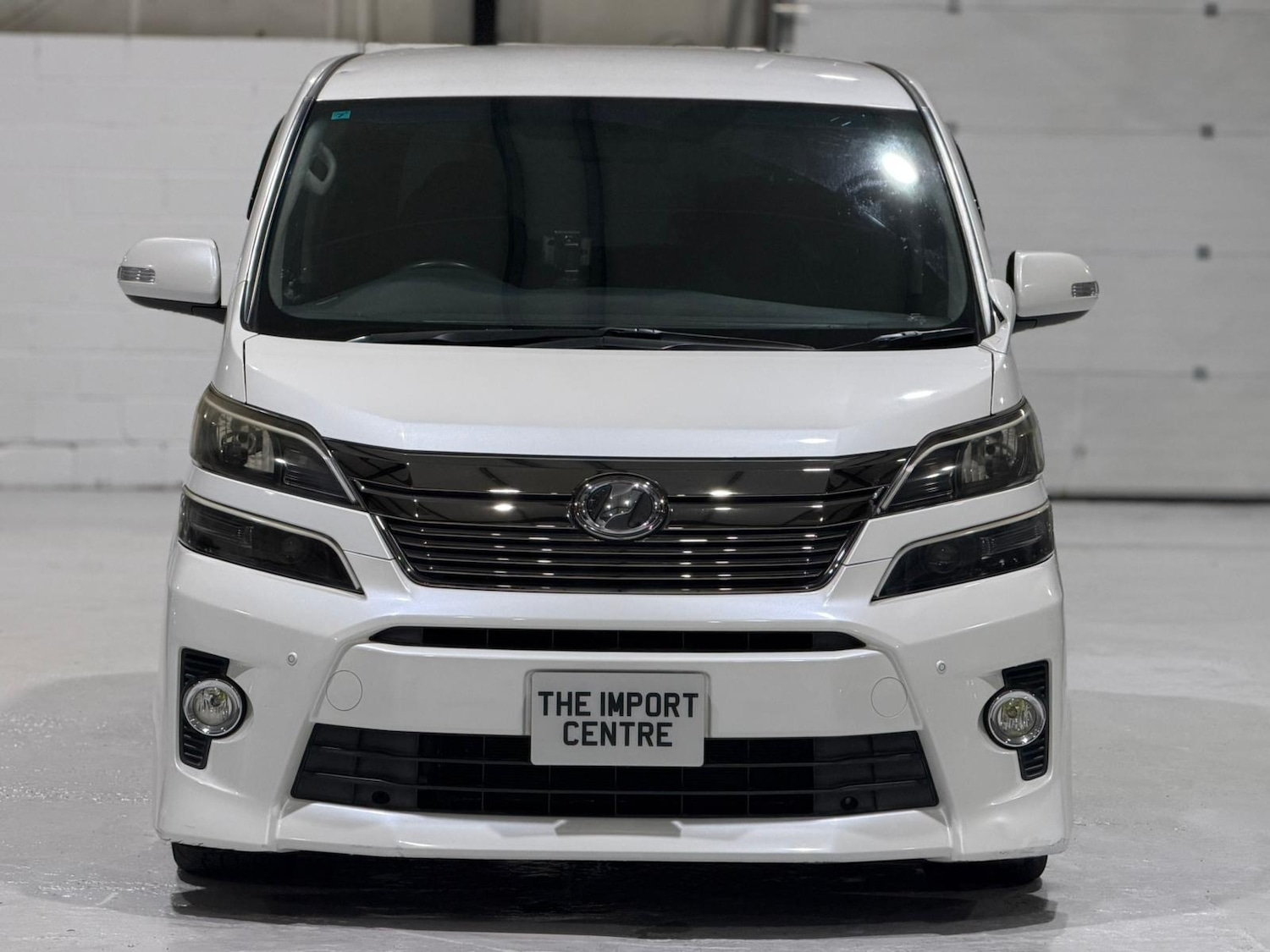 Used Toyota Vellfire 2013 for sale - 76974768: Photo 5