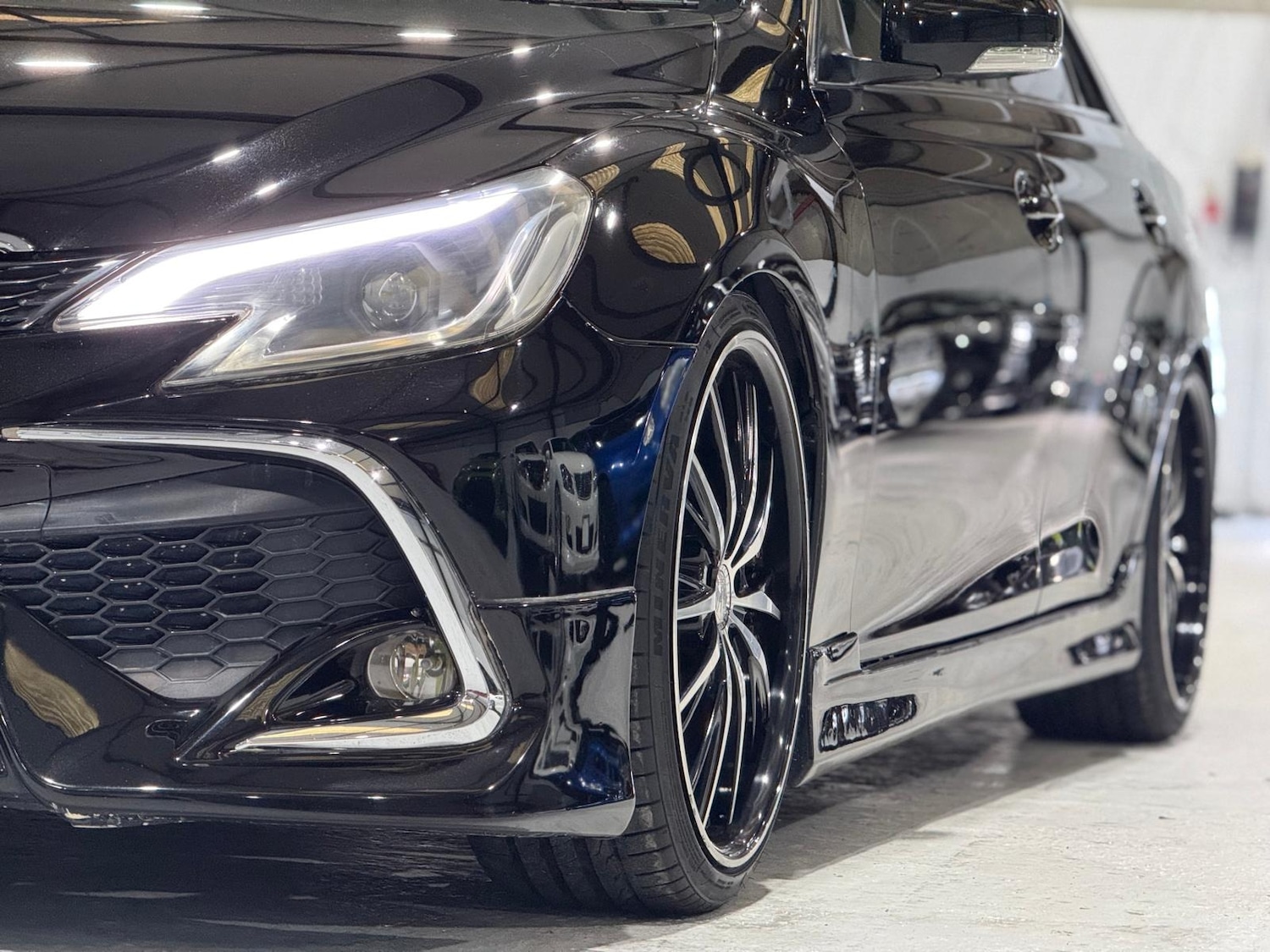 Used Toyota Mark X 2010 for sale - 77277254: Photo 18