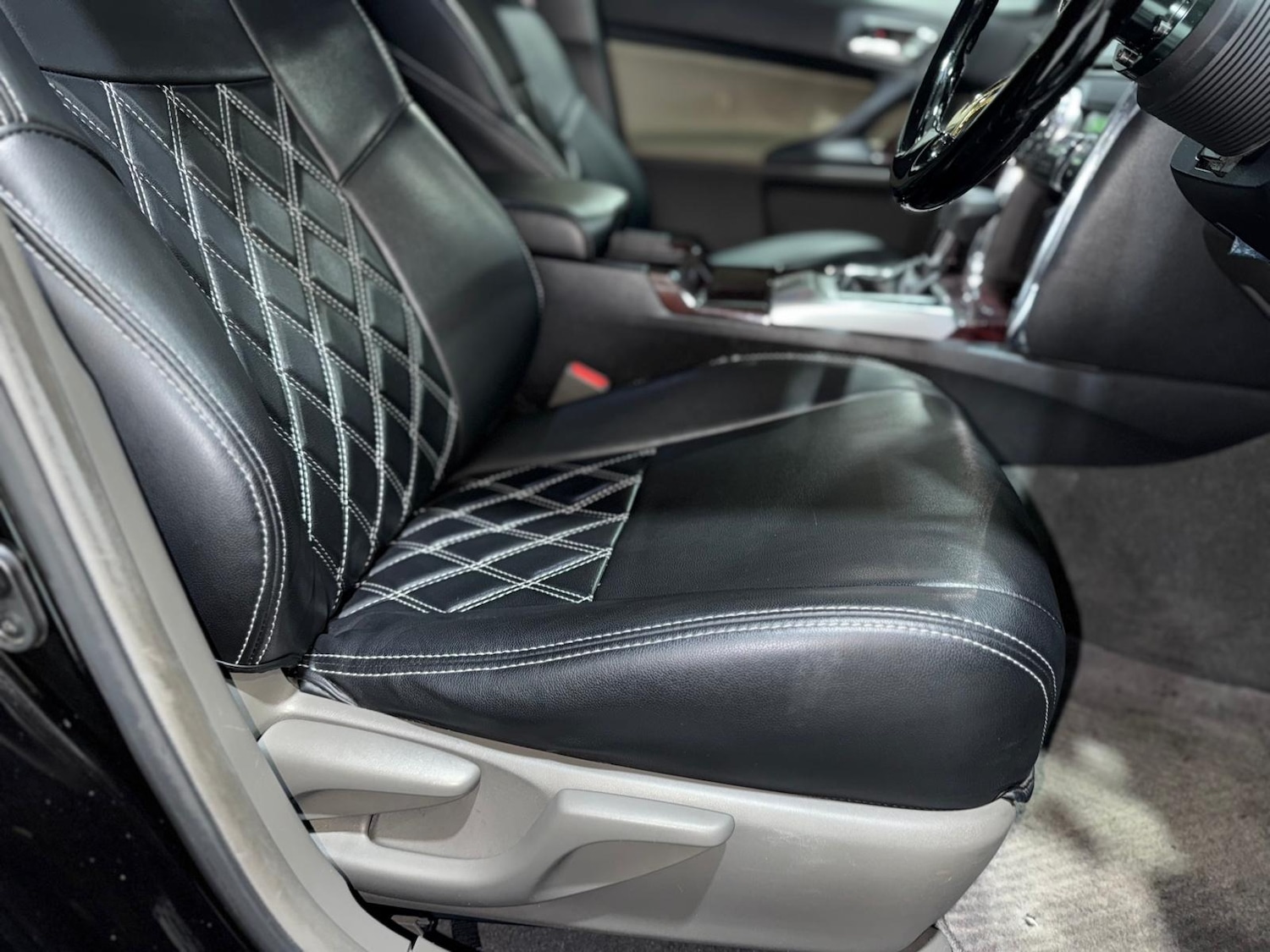 Used Toyota Mark X 2010 for sale - 77277254: Photo 32