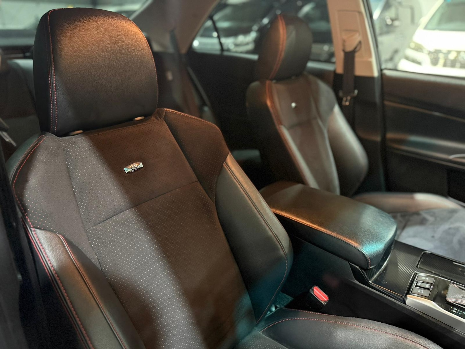 Used Toyota Mark X 2012 for sale - 77329097: Photo 22