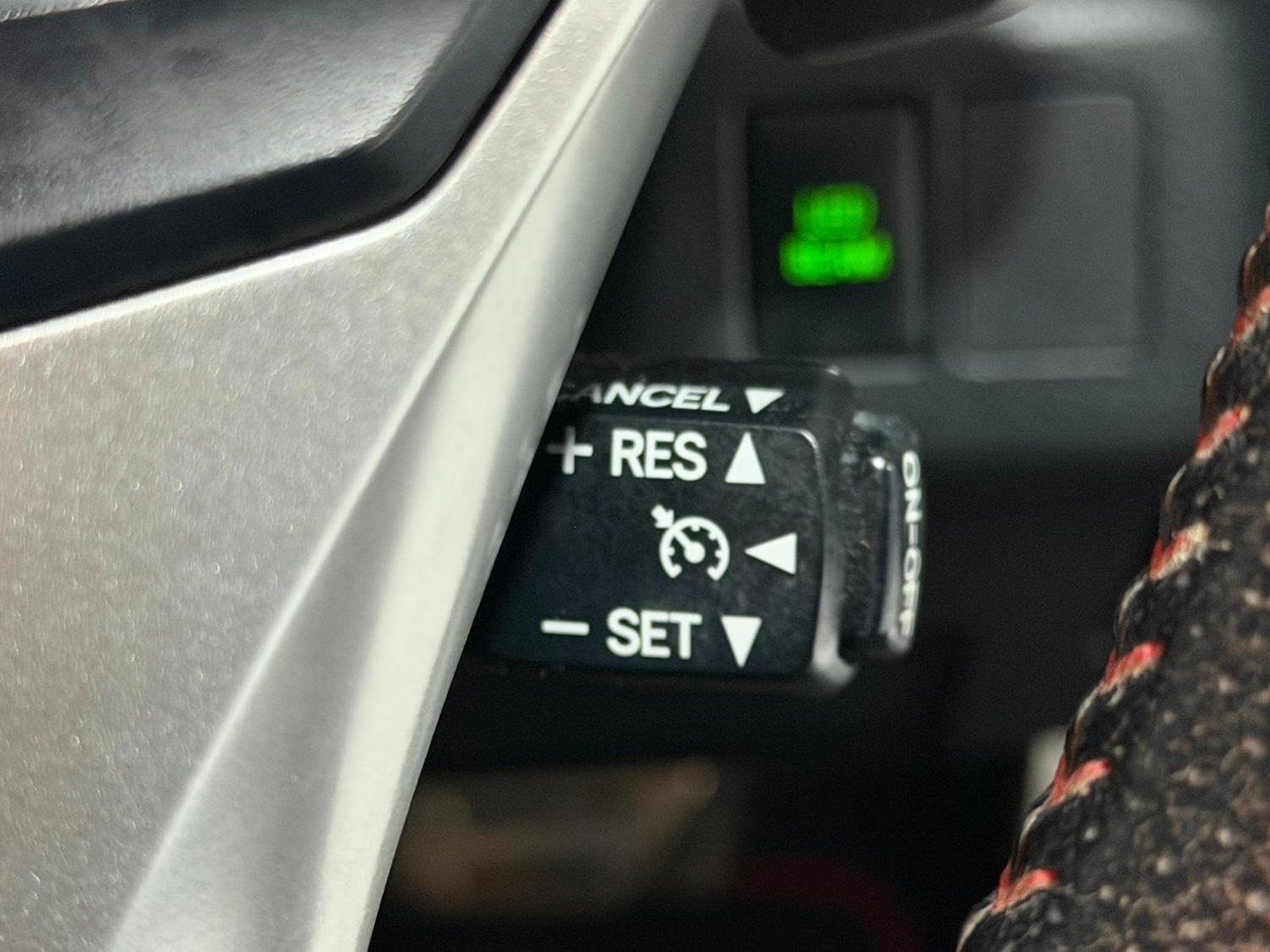 Used Toyota Mark X 2012 for sale - 77329097: Photo 34