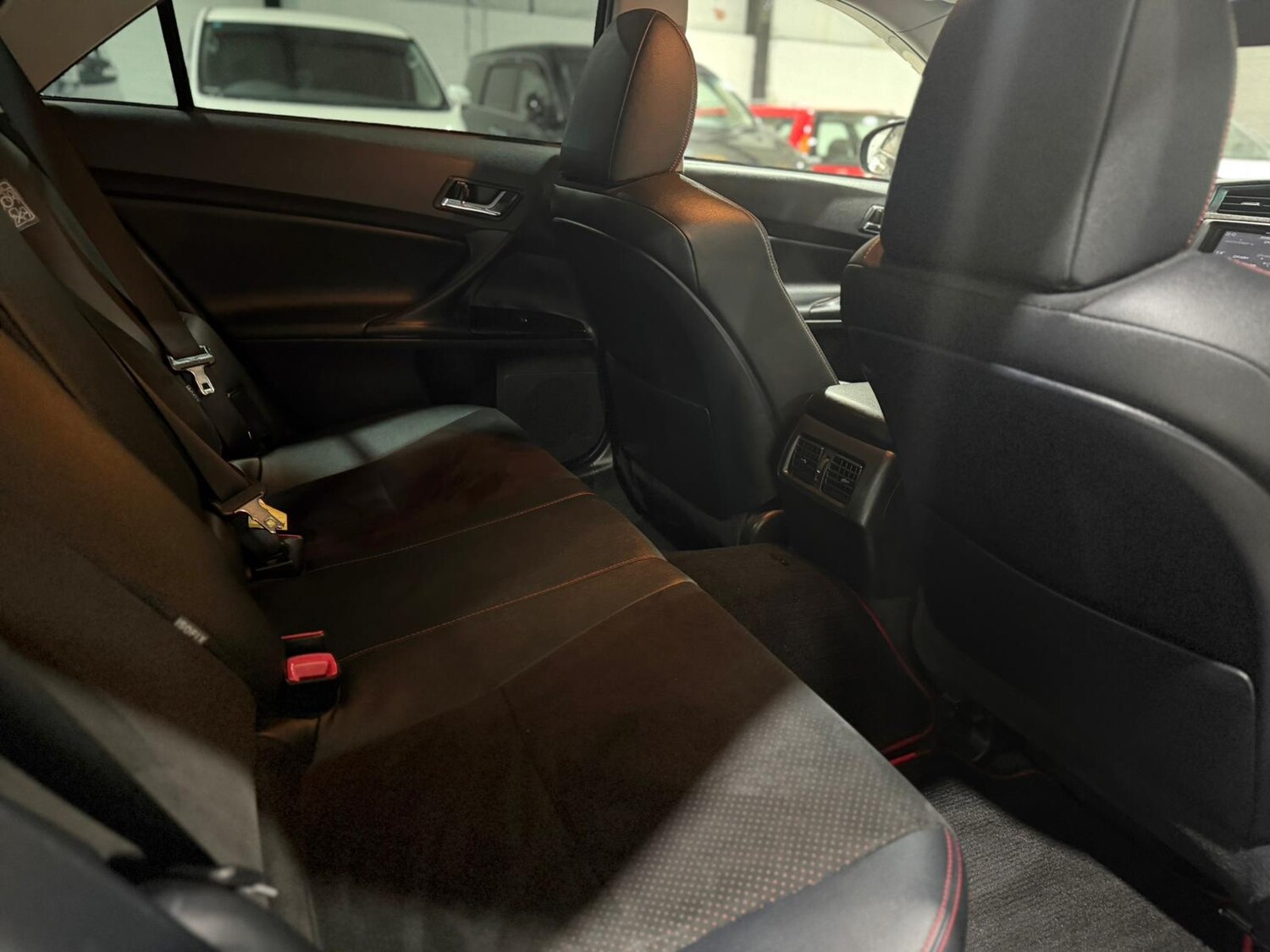 Used Toyota Mark X 2012 for sale - 77329097: Photo 38