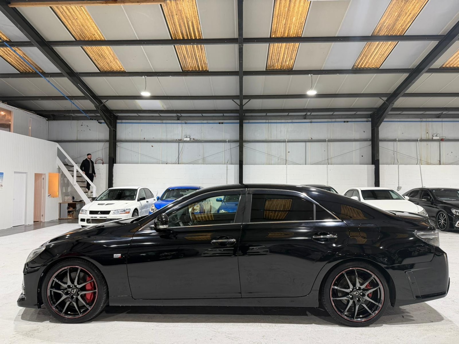 Used Toyota Mark X 2012 for sale - 77329097: Photo 9