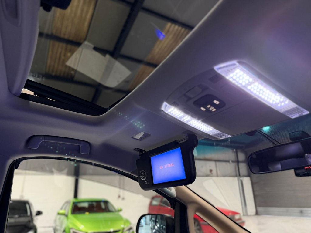 Used Toyota Vellfire 2008 for sale - 77588353: Photo 39