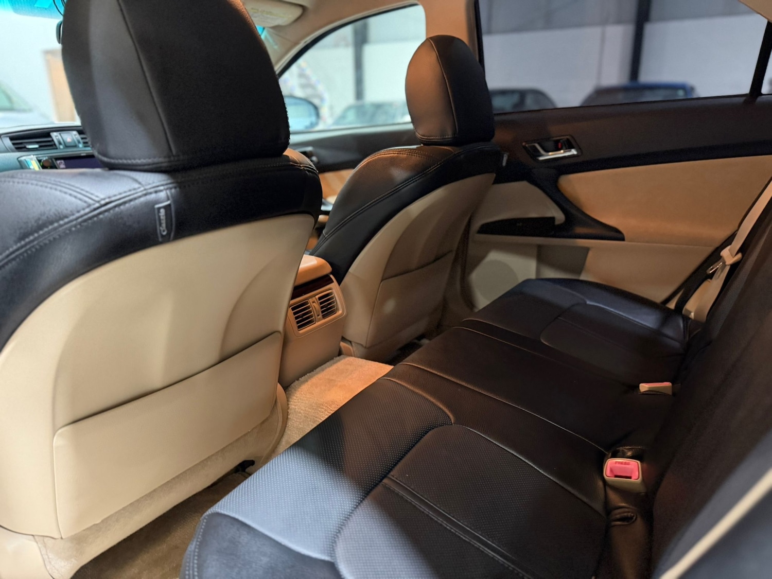 Used Toyota Mark X 2010 for sale - 77070862: Photo 20