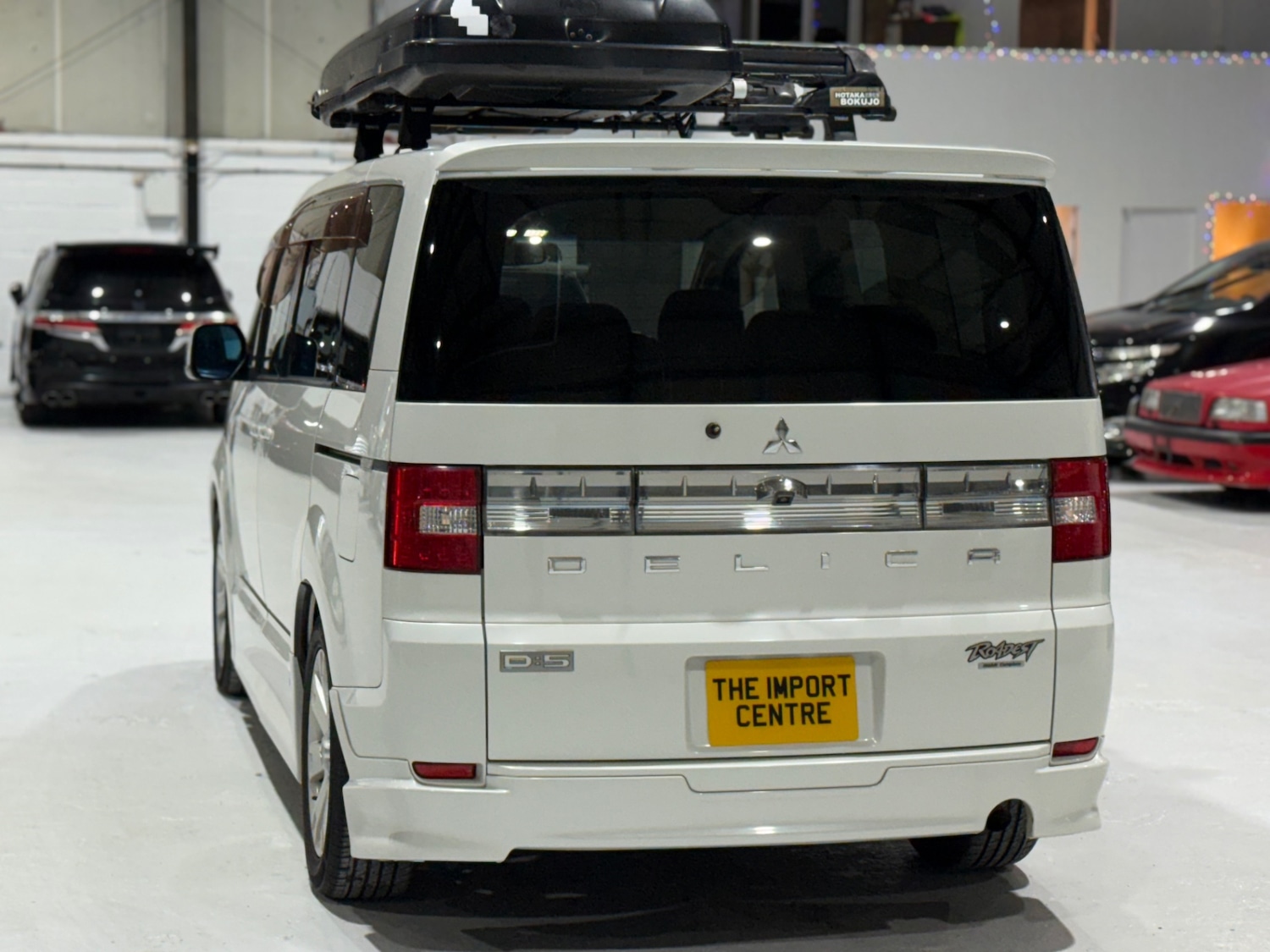 Used Mitsubishi Delica 2009 for sale - 76924180: Photo 13
