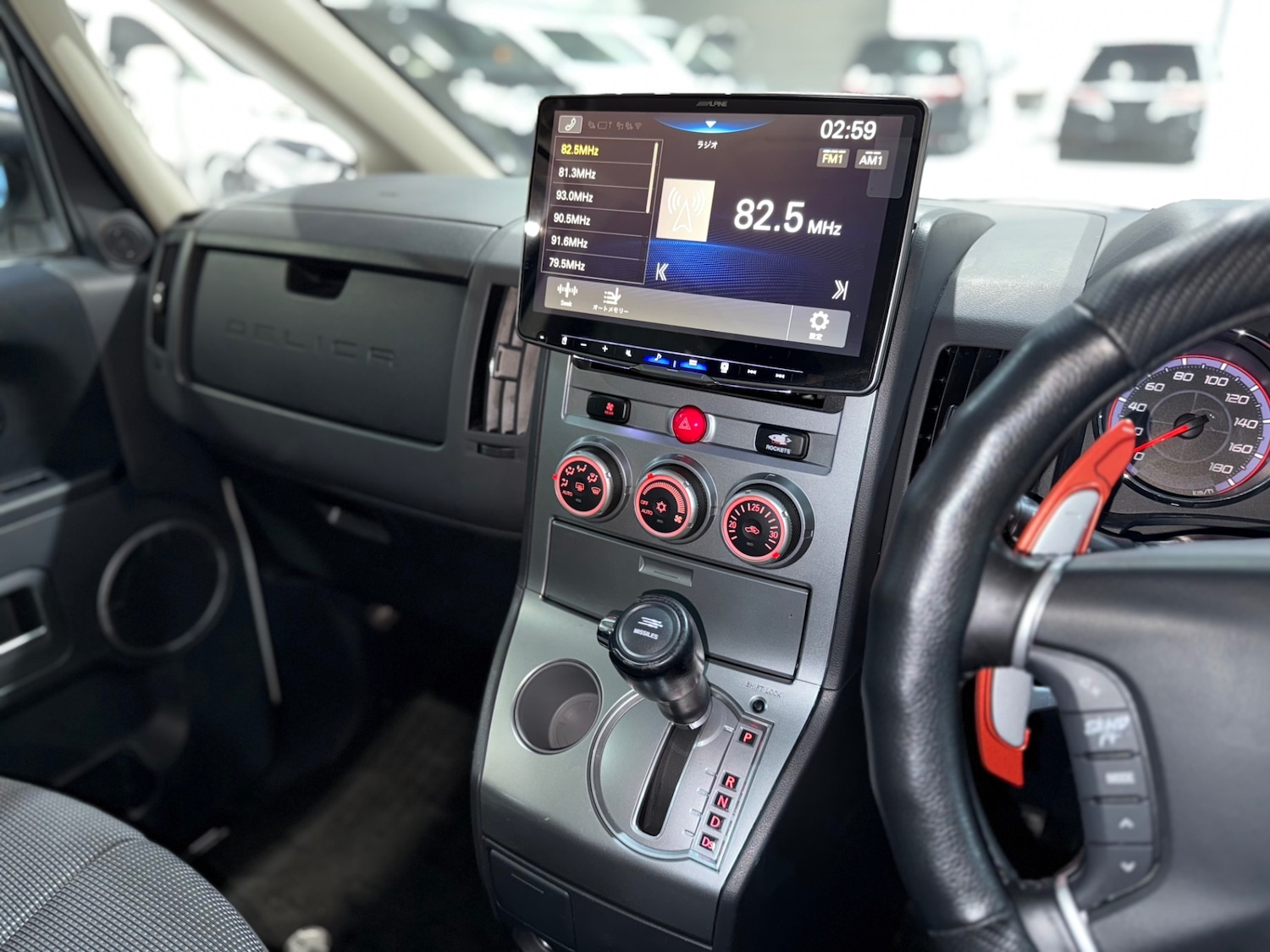 Used Mitsubishi Delica 2009 for sale - 76924180: Photo 37