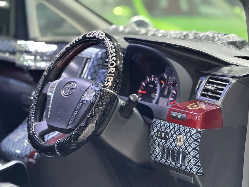 Used Toyota Vellfire 2008 for sale - 77588354: Photo 39