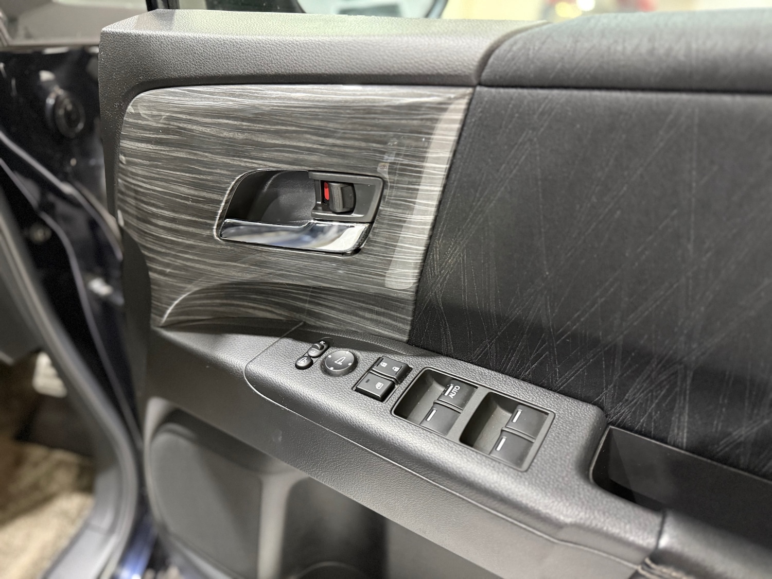 Used Honda Odyssey 2014 for sale - 77055094: Photo 24