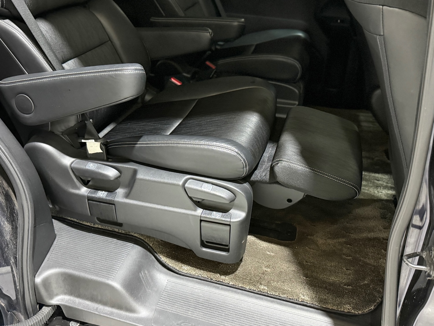 Used Honda Odyssey 2014 for sale - 77055094: Photo 26