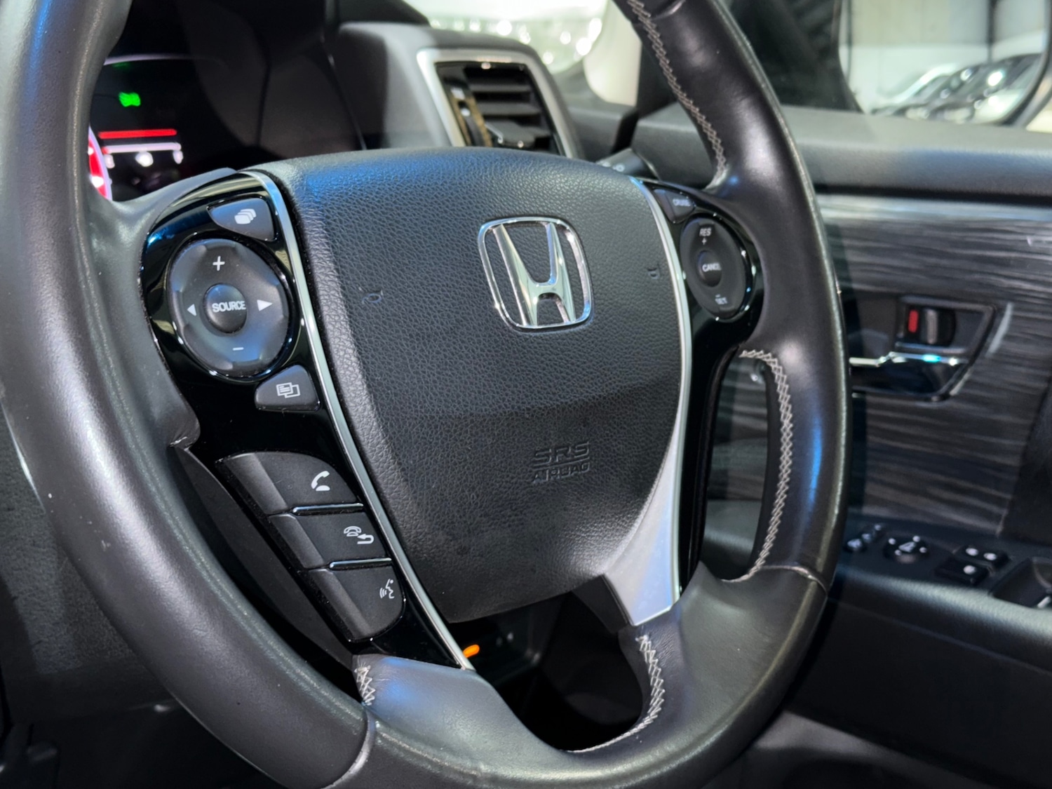 Used Honda Odyssey 2014 for sale - 77055094: Photo 45