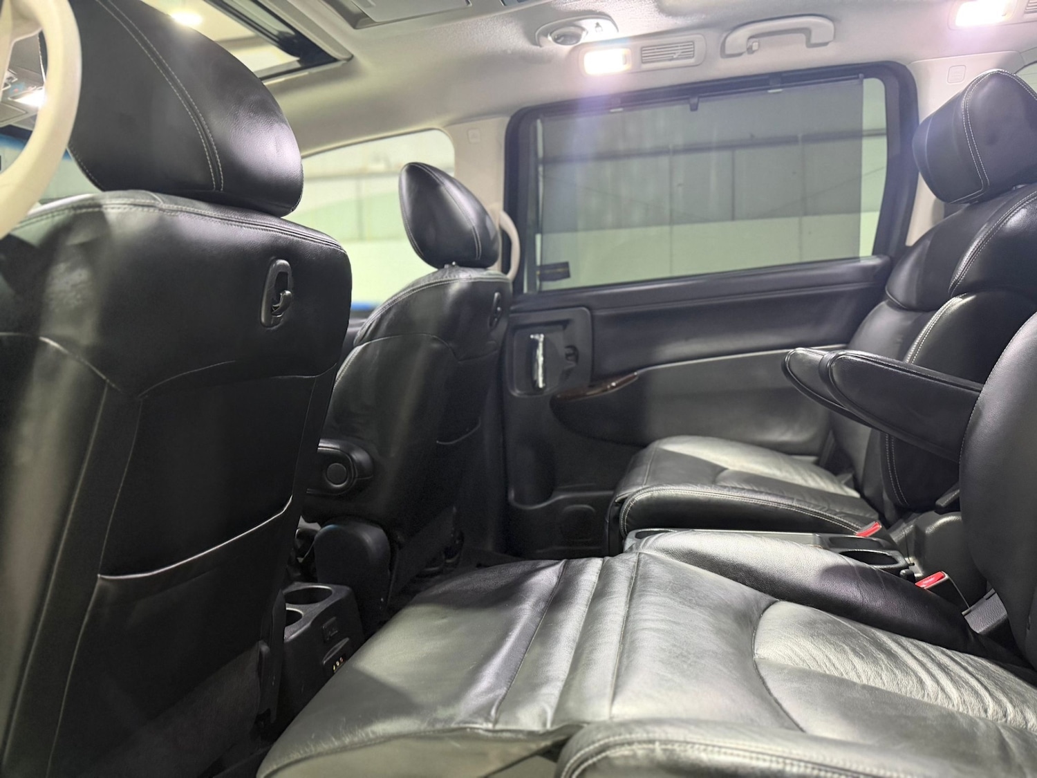 Used Nissan Elgrand 2011 for sale - 77329480: Photo 20