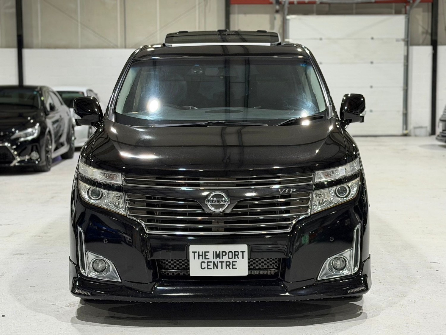 Used Nissan Elgrand 2011 for sale - 77329480: Photo 4