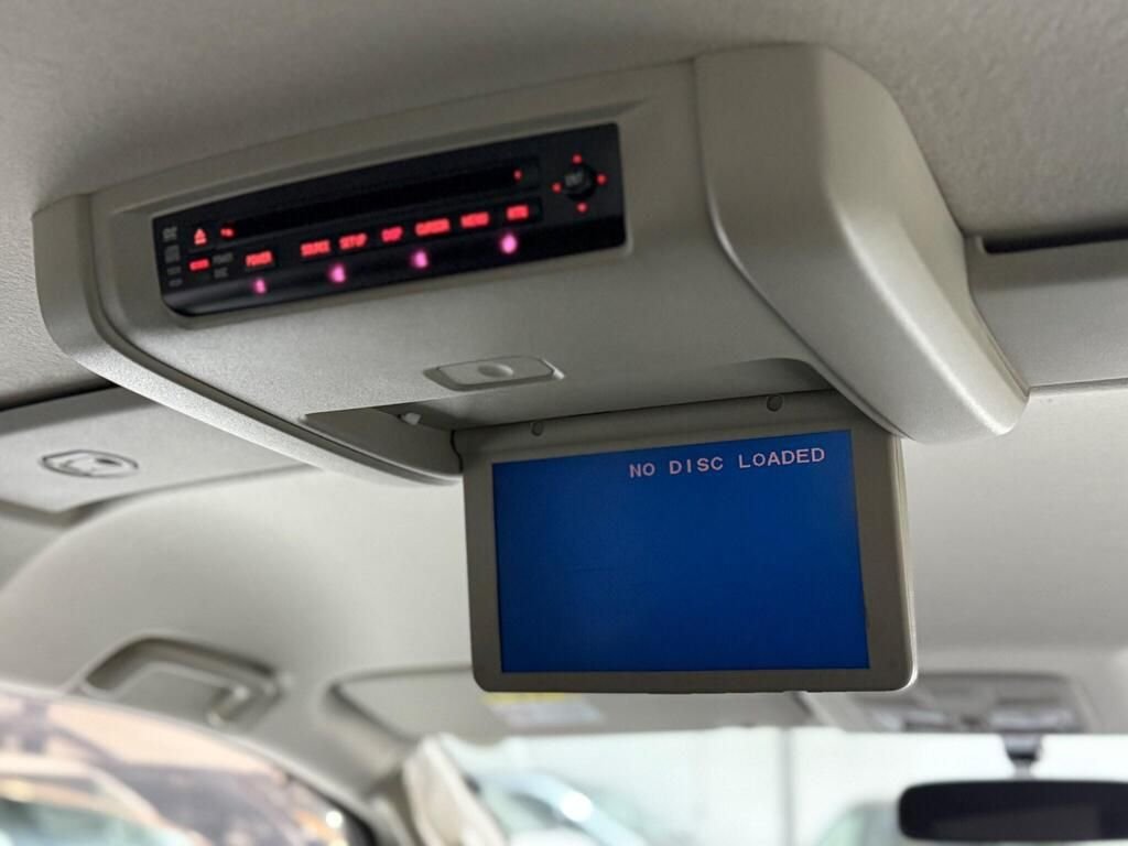 Used Mitsubishi Delica 2009 for sale - 77582212: Photo 25