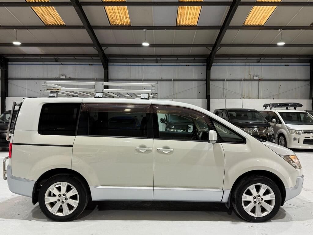 Used Mitsubishi Delica 2009 for sale - 77582212: Photo 6