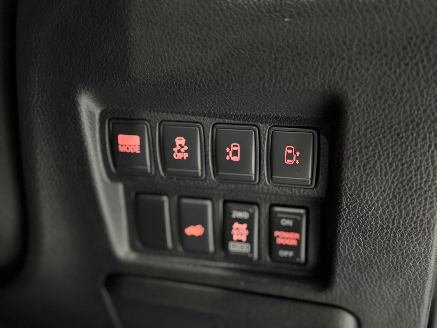 Used Nissan Elgrand 2010 for sale - 76923997: Photo 12