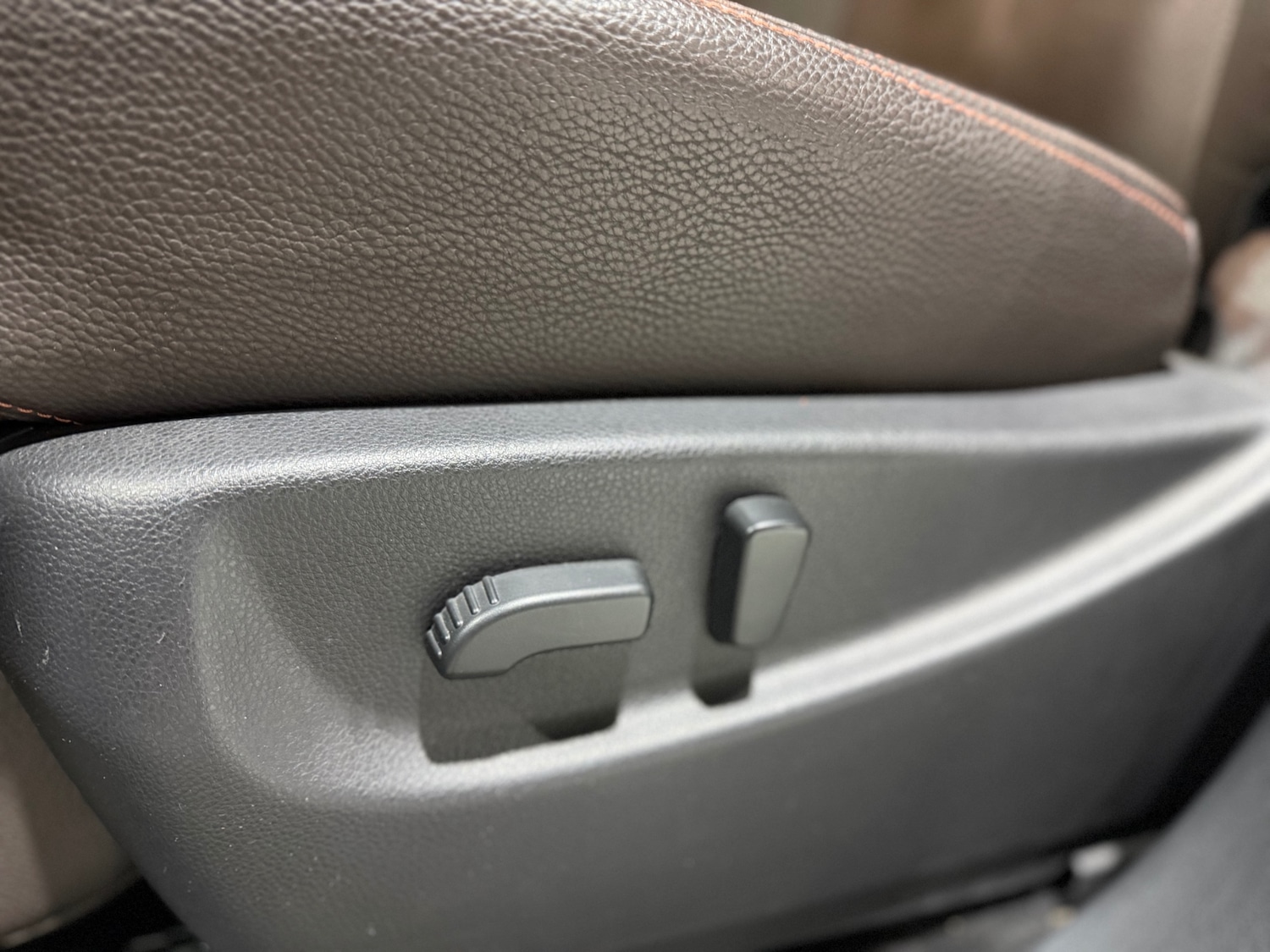 Used Nissan Elgrand 2010 for sale - 76923997: Photo 19