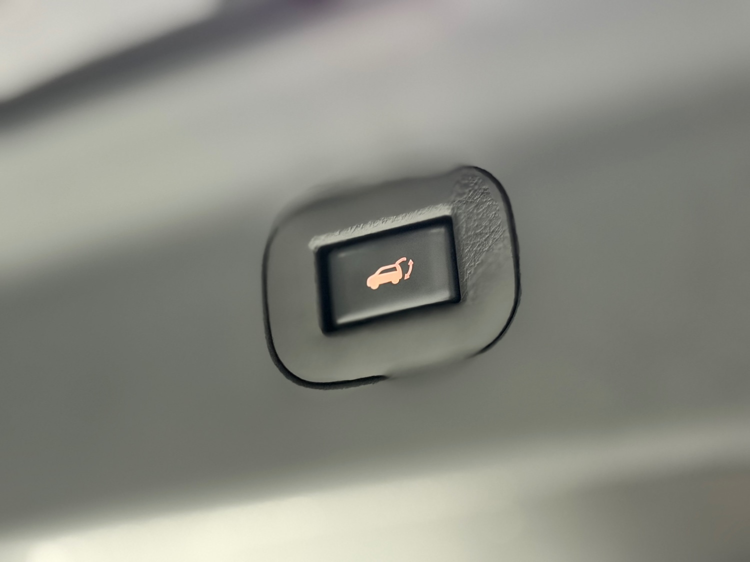 Used Nissan Elgrand 2010 for sale - 76923997: Photo 28