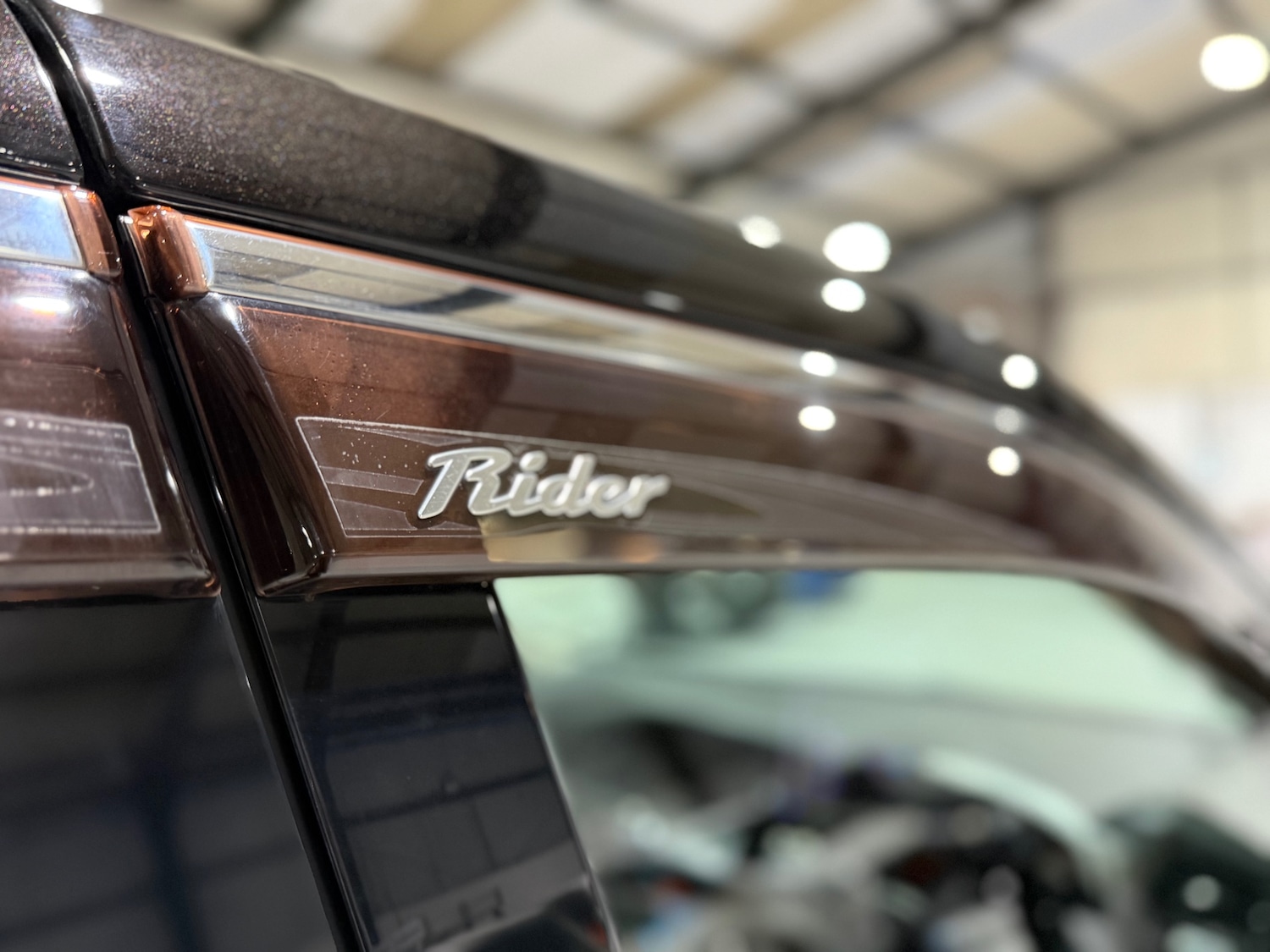 Used Nissan Elgrand 2010 for sale - 76919794: Photo 12