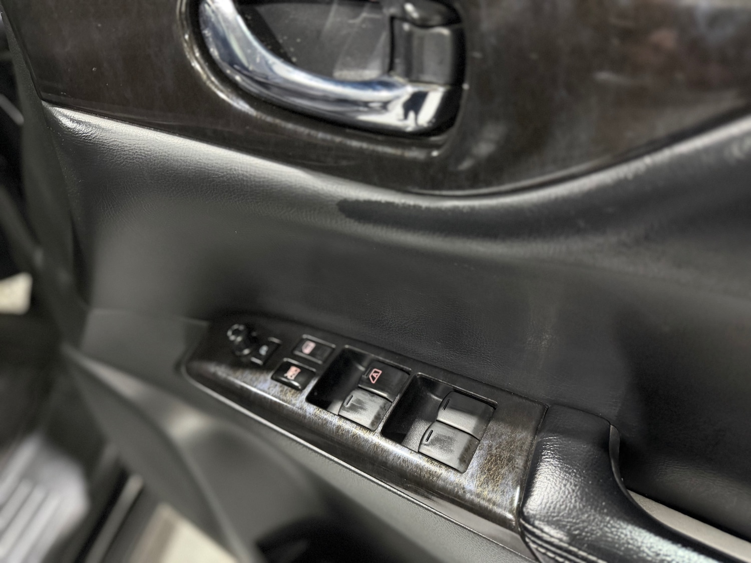 Used Nissan Elgrand 2010 for sale - 76919794: Photo 15