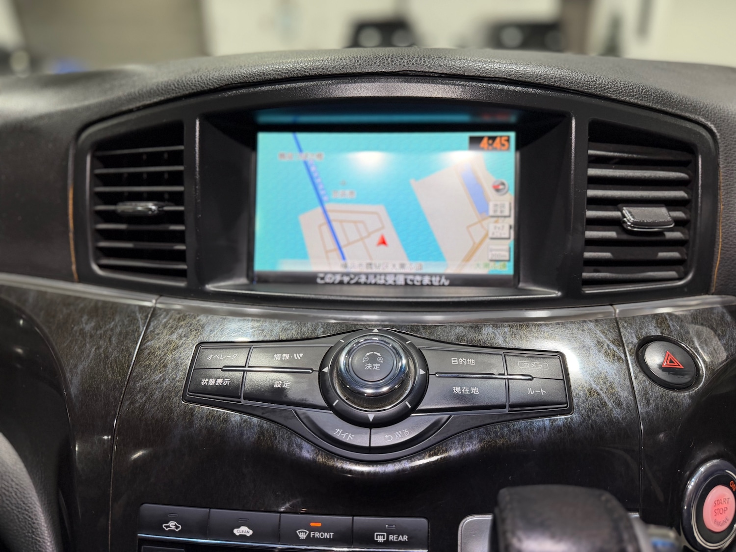 Used Nissan Elgrand 2010 for sale - 76919794: Photo 18