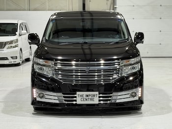 Used Nissan Elgrand 2010 for sale - 76919794: Photo