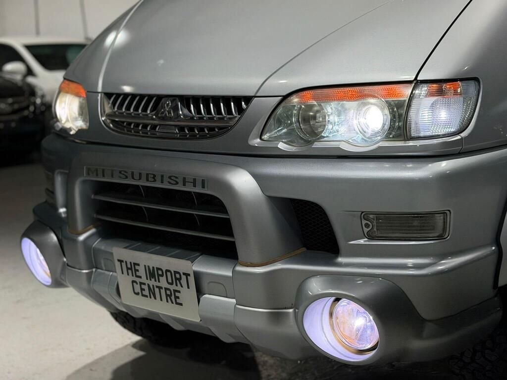Used Mitsubishi Delica 2008 for sale - 77780709: Photo 11