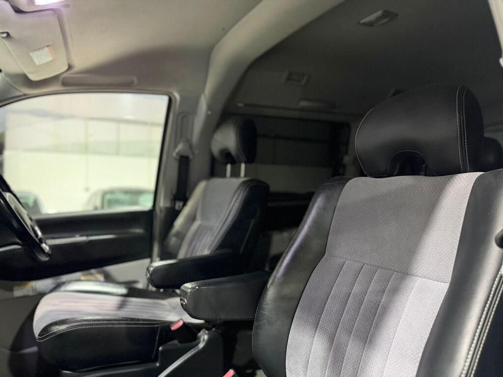 Used Mitsubishi Delica 2008 for sale - 77780709: Photo 19