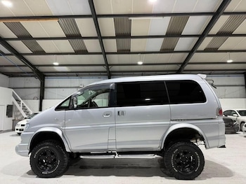 Used Mitsubishi Delica 2008 for sale - 77780709: Photo