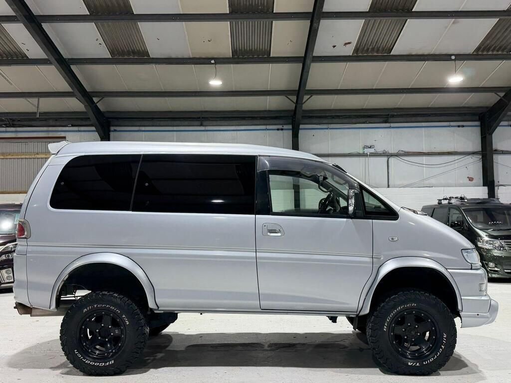 Used Mitsubishi Delica 2008 for sale - 77780709: Photo 6