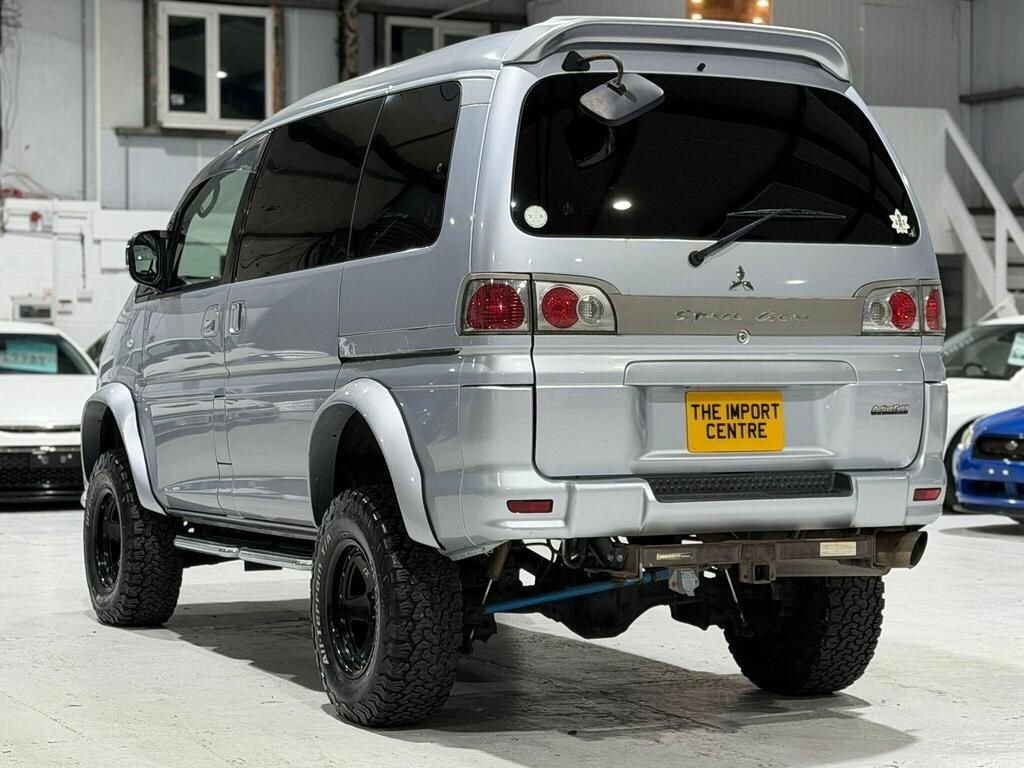 Used Mitsubishi Delica 2008 for sale - 77780709: Photo 7