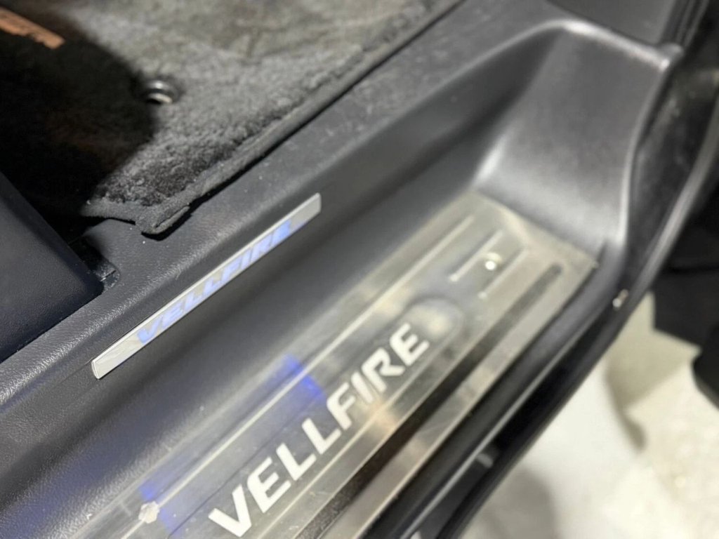 Used Toyota Vellfire 2012 for sale - 77582215: Photo 24