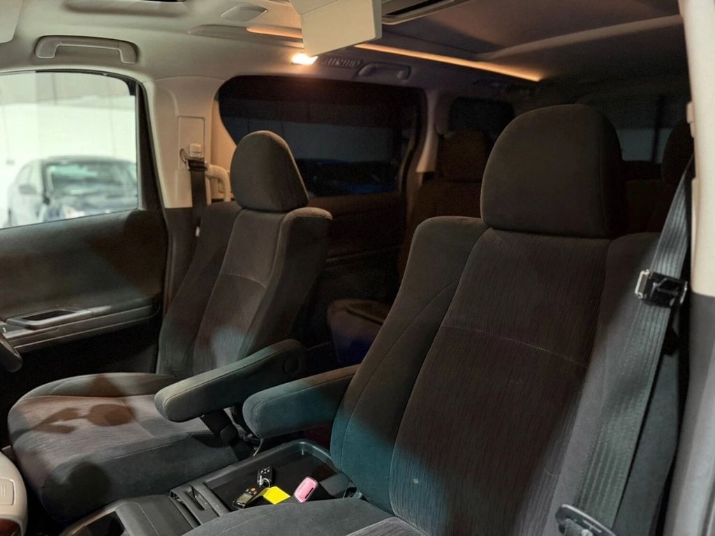 Used Toyota Vellfire 2012 for sale - 77582215: Photo 3