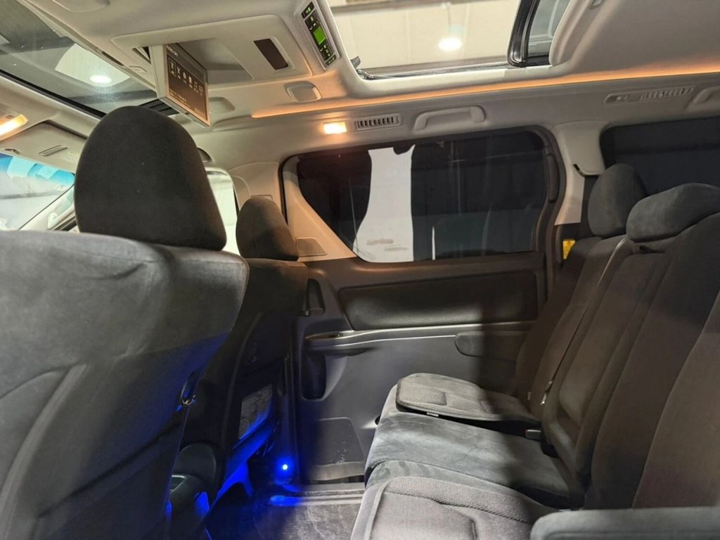 Used Toyota Vellfire 2012 for sale - 77582215: Photo 8