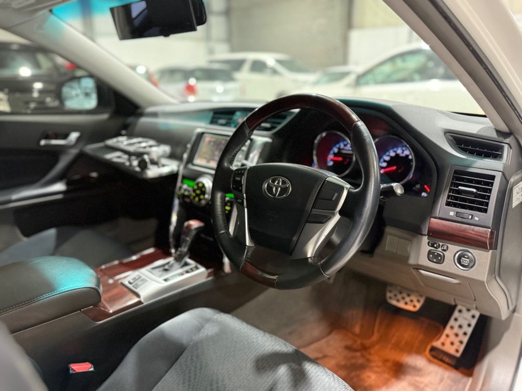 Used Toyota Mark X 2011 for sale - 77582218: Photo 26