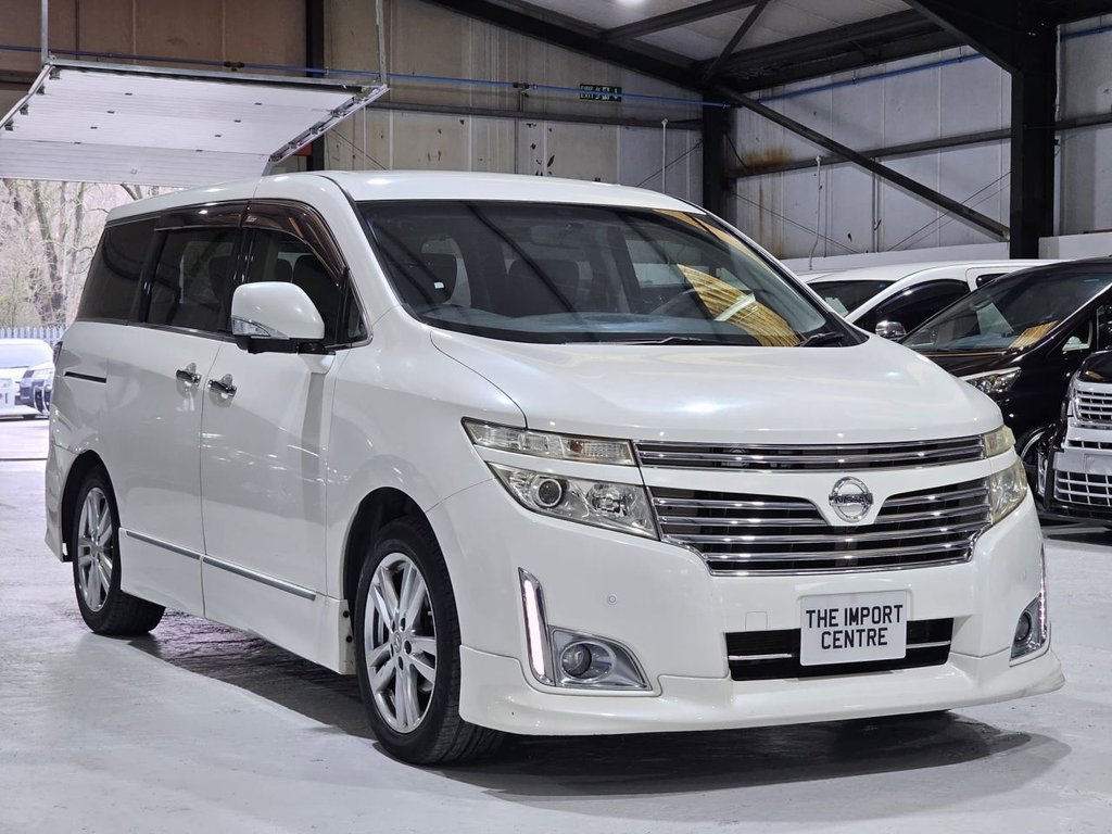 Used Nissan Elgrand 2012 for sale - 77583375: Photo 2