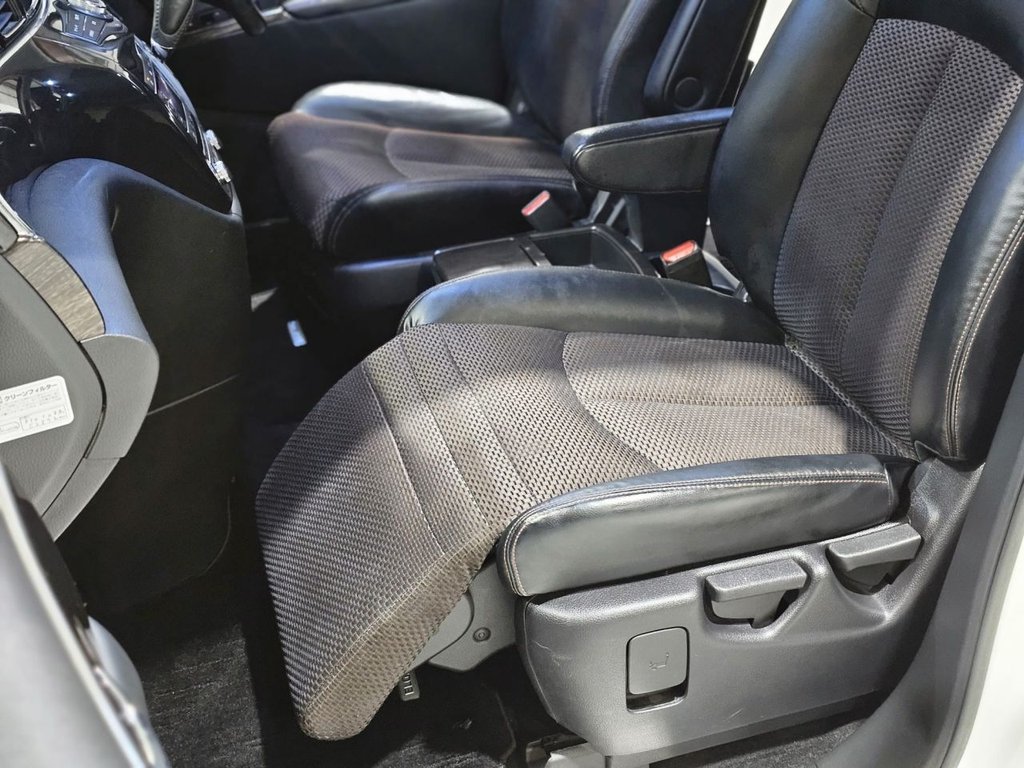 Used Nissan Elgrand 2012 for sale - 77583375: Photo 29