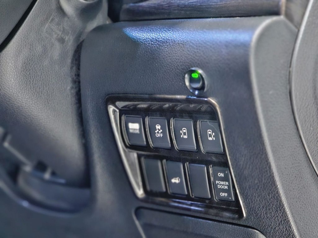 Used Nissan Elgrand 2012 for sale - 77583375: Photo 37